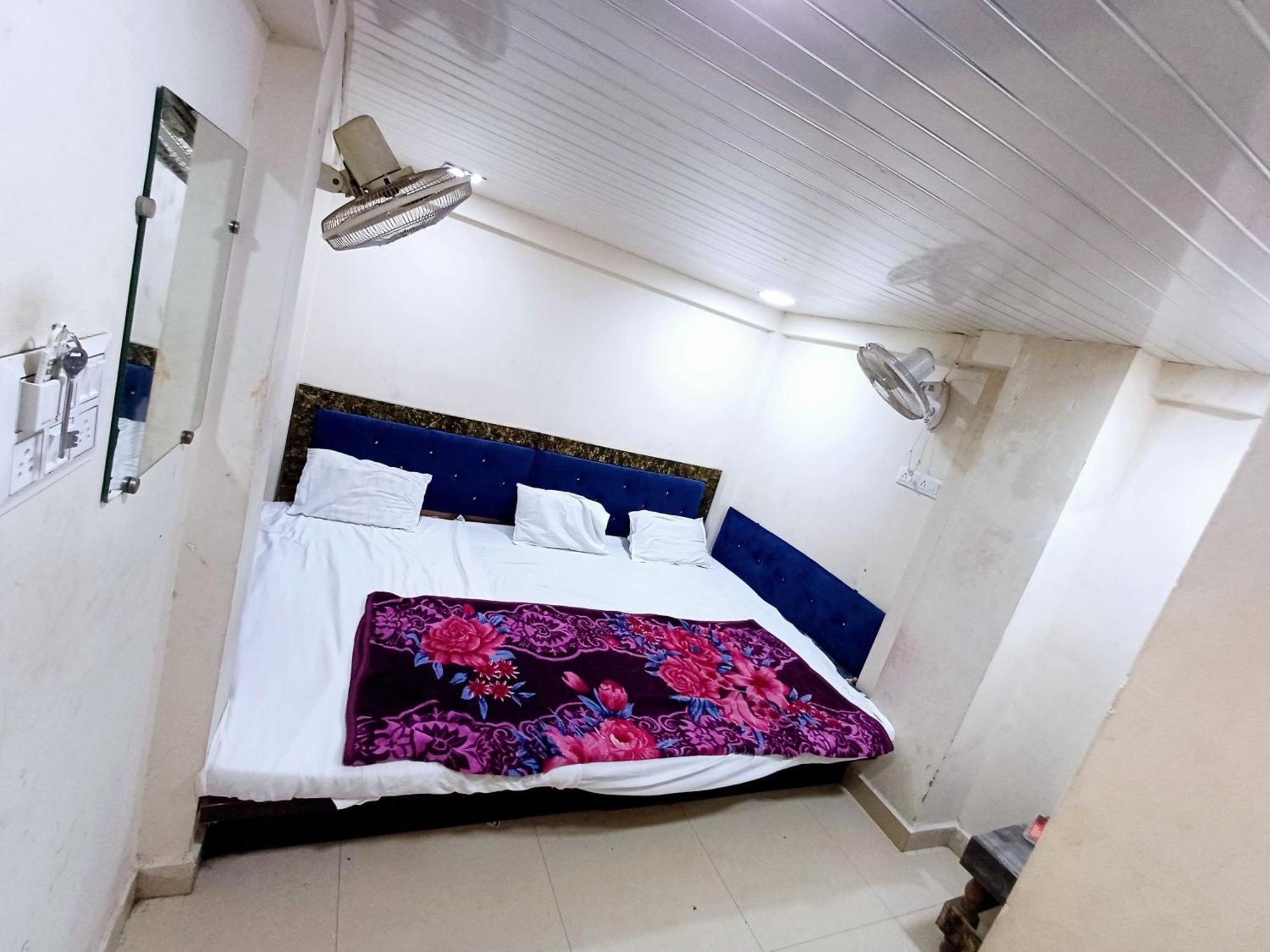 Blue Tower Hotel Ujjain Exterior foto